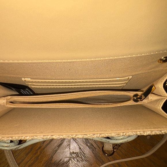 Like Dreams Tan Bow Accent Women's Bag - Picture 7 of 7